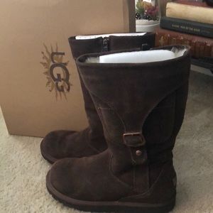 Cargo Choc Brown, Like new, sz 5 equates wms sz 7